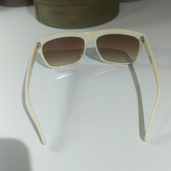 Ivory & Gold Dollhouse Sunglasses - Picture 4 of 8
